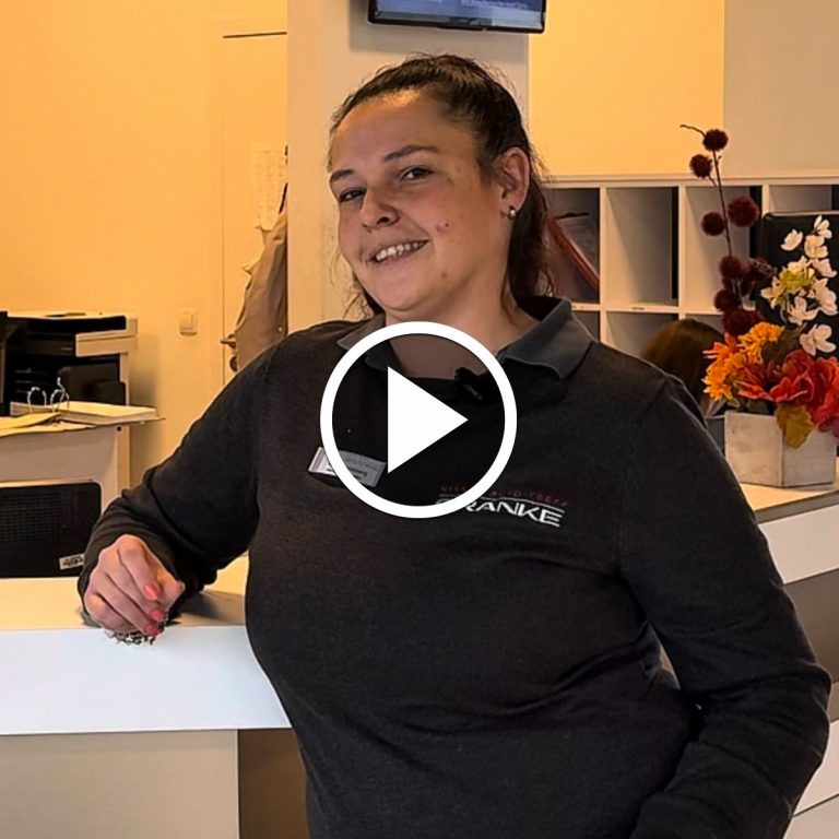 Isabell, Serviceassistentin